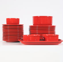 Load image into Gallery viewer, Retro Red Porcelain Dinnerware Set
