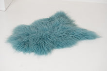 Load image into Gallery viewer, Dyed Sheepskin
